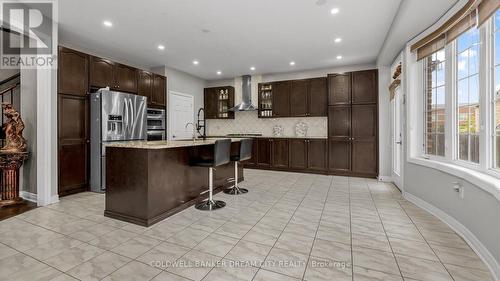 126 Learmont Avenue, Caledon, ON - Indoor Photo Showing Kitchen With Upgraded Kitchen