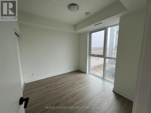 515 - 335 Wheat Boom Drive, Oakville, ON - Indoor Photo Showing Other Room