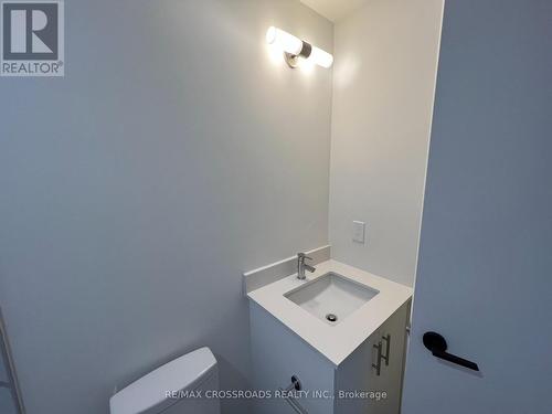 515 - 335 Wheat Boom Drive, Oakville, ON - Indoor Photo Showing Bathroom