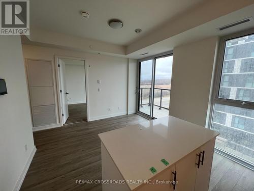 515 - 335 Wheat Boom Drive, Oakville, ON -  Photo Showing Other Room