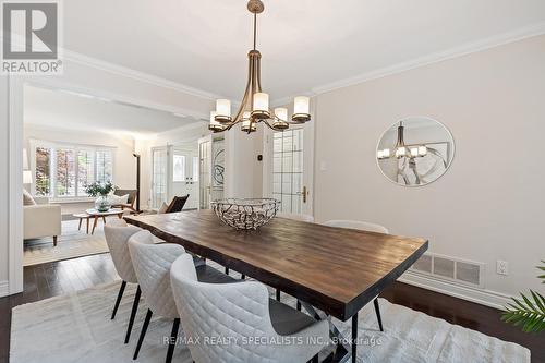 3220 Colebrook Court, Mississauga, ON - Indoor Photo Showing Dining Room