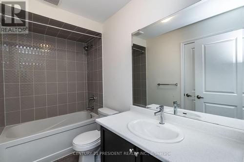 54 Folgate Crescent, Brampton, ON - Indoor Photo Showing Bathroom
