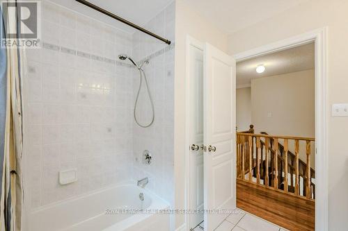 2425 Nichols Drive, Oakville, ON - Indoor Photo Showing Bathroom