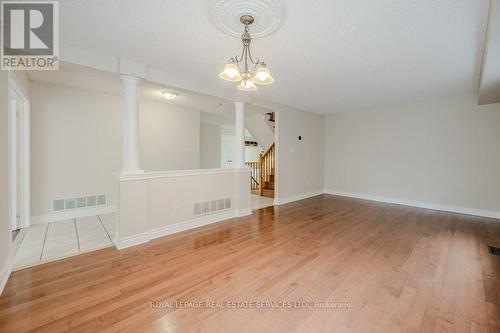 2425 Nichols Drive, Oakville, ON - Indoor Photo Showing Other Room