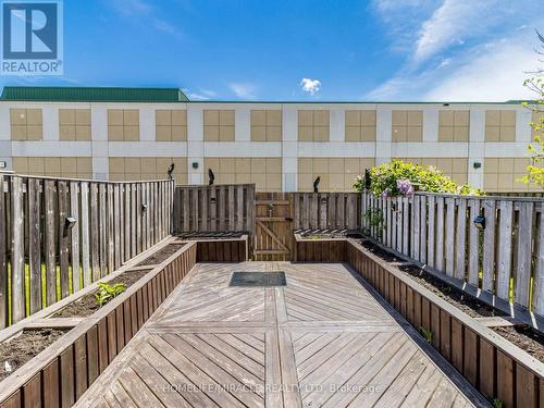 3360 Redpath Circle, Mississauga, ON - Outdoor With Deck Patio Veranda With Exterior