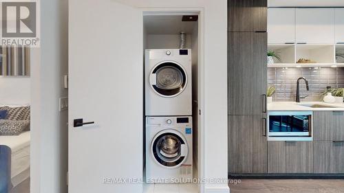 806 - 60 Tannery Road, Toronto, ON - Indoor Photo Showing Laundry Room