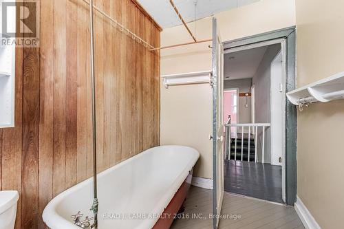 9 St. Patricks Square, Toronto, ON - Indoor Photo Showing Bathroom