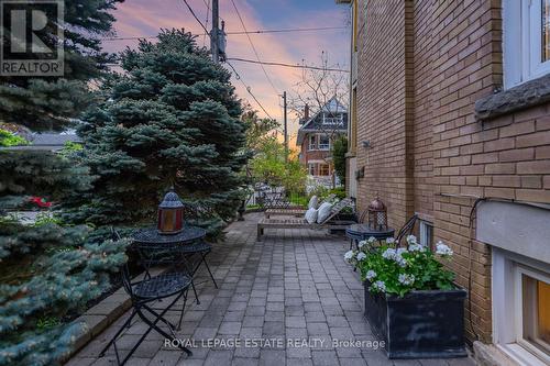 21 Fernwood Park Avenue, Toronto, ON - Outdoor