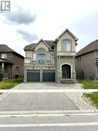 121 Silver Maple Road, Richmond Hill, ON - Outdoor With Facade