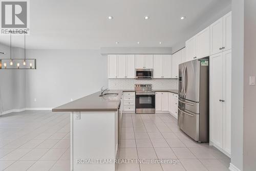 63 Prosser Crescent, Georgina, ON - Indoor Photo Showing Kitchen With Stainless Steel Kitchen With Upgraded Kitchen