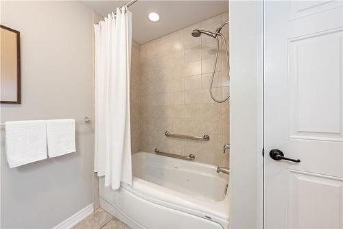 53 Redfern Avenue|Unit #4, Hamilton, ON - Indoor Photo Showing Bathroom