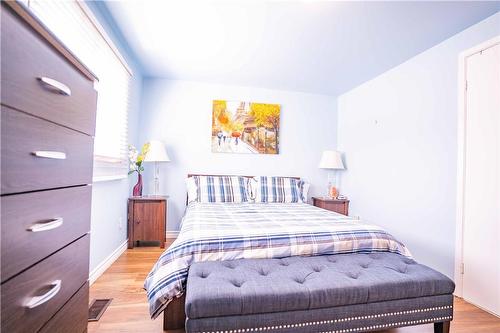 271 Stanley Street|Unit #E, Brantford, ON - Indoor Photo Showing Bedroom