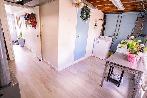 271 Stanley Street|Unit #E, Brantford, ON - Indoor Photo Showing Laundry Room
