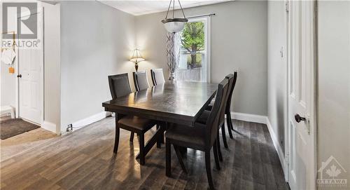 145 Victoria Street, Arnprior, ON - Indoor Photo Showing Dining Room