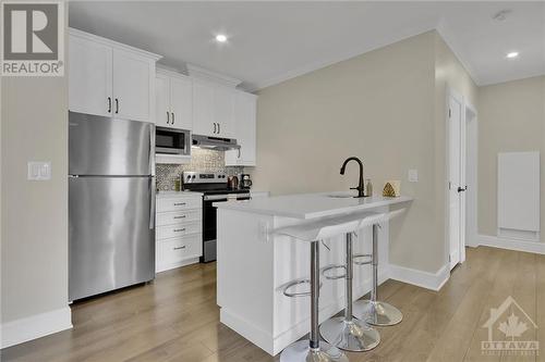 20 Beckwith Street N, Smiths Falls, ON - Indoor Photo Showing Kitchen