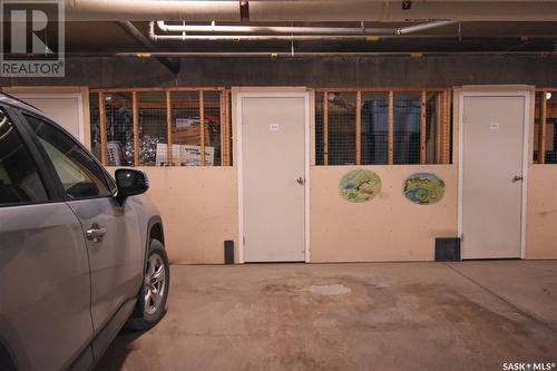 221 150 Pawlychenko Lane, Saskatoon, SK - Indoor Photo Showing Garage