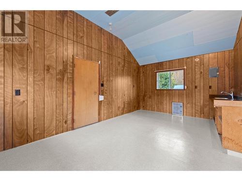 3726 Zinck Road, Scotch Creek, BC - Indoor Photo Showing Other Room