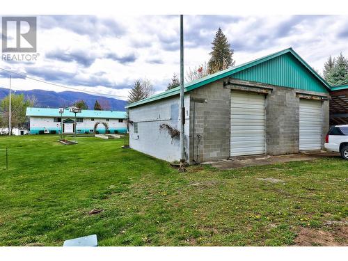 3726 Zinck Road, Scotch Creek, BC - Outdoor