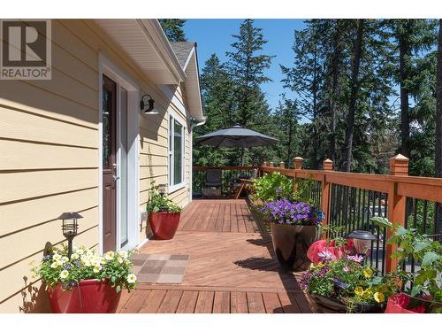 7992 Alpine Road, Kelowna, BC - Outdoor With Deck Patio Veranda