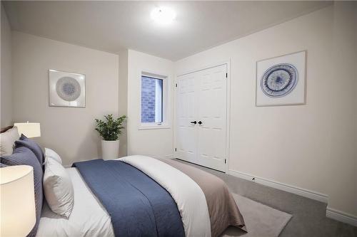 3906 Leonardo Street, Burlington, ON - Indoor Photo Showing Bedroom