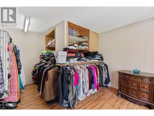 2642 Norns Creek Road, Castlegar, BC - Indoor Photo Showing Other Room