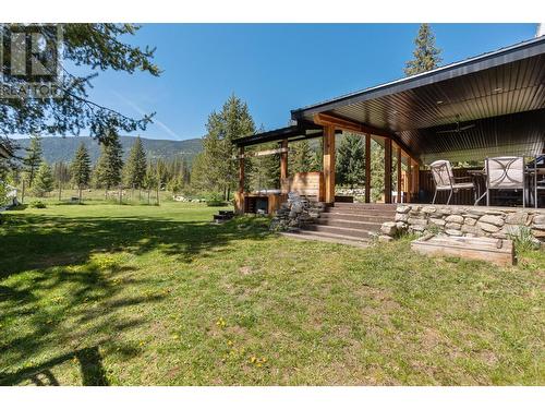 2642 Norns Creek Road, Castlegar, BC - Outdoor