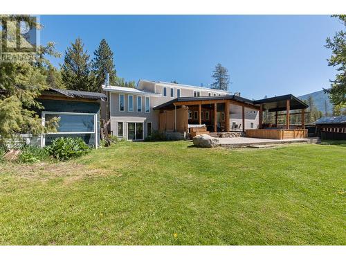 2642 Norns Creek Road, Castlegar, BC - Outdoor