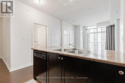 601 - 85 Robinson Street, Hamilton, ON - Indoor Photo Showing Kitchen With Double Sink