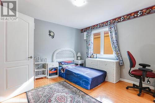 8 Osgoode Street, Cambridge, ON - Indoor Photo Showing Bedroom