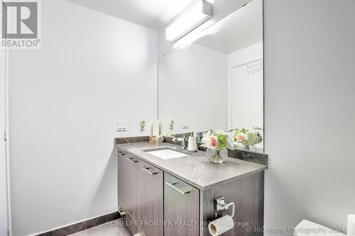 344 - 9471 Yonge Street, Richmond Hill, ON - Indoor Photo Showing Bathroom