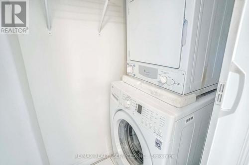 301 - 7405 Goreway Drive, Mississauga, ON - Indoor Photo Showing Laundry Room