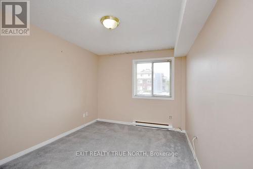 103 - 25 Meadow Lane, Barrie, ON - Indoor Photo Showing Other Room