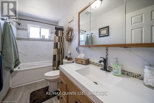 180 Skootamatta Lane, Tweed, ON - Indoor Photo Showing Bathroom