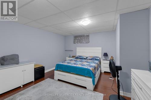 48 Maidstone Crescent, Brampton, ON - Indoor Photo Showing Bedroom