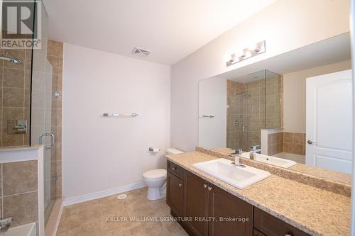 20 - 2460 Prince Michael Drive, Oakville, ON - Indoor Photo Showing Bathroom
