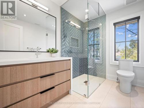 2 Allanbrooke Drive, Toronto, ON - Indoor Photo Showing Bathroom