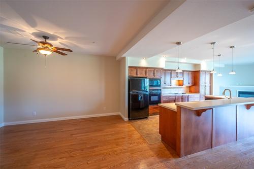 507-250 Marina Way, Penticton, BC - Indoor Photo Showing Bathroom