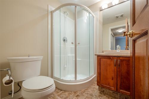 507-250 Marina Way, Penticton, BC - Indoor Photo Showing Bathroom