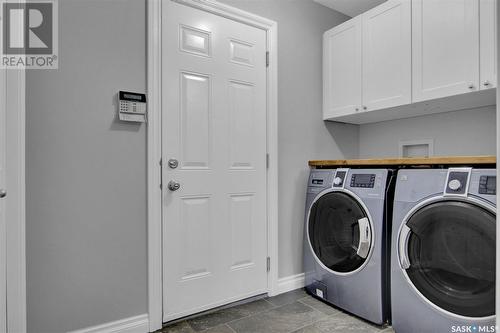 2706 Windsor Park Road, Regina, SK - Indoor Photo Showing Laundry Room