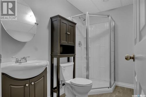 2706 Windsor Park Road, Regina, SK - Indoor Photo Showing Bathroom
