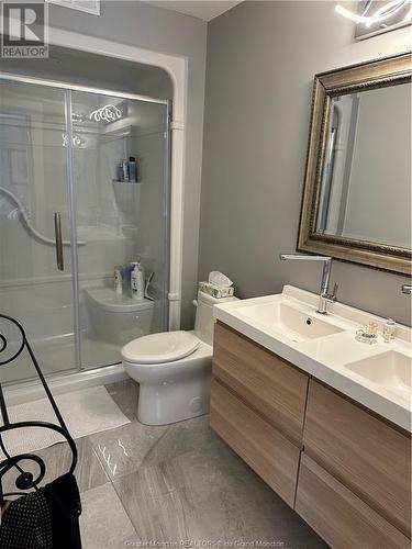 108 Summerdale Crt, Riverview, NB - Indoor Photo Showing Bathroom