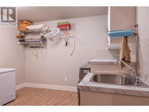 253 Kicking Horse Place, Vernon, BC - Indoor Photo Showing Laundry Room