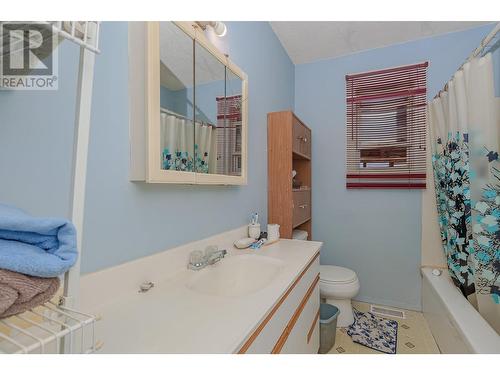 1800 George Street, Enderby, BC - Indoor Photo Showing Bathroom