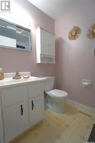 7227 Dalgliesh Drive, Regina, SK - Indoor Photo Showing Bathroom