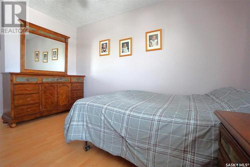 7227 Dalgliesh Drive, Regina, SK - Indoor Photo Showing Bedroom