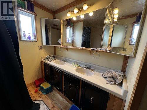 384 Mcmillian Avenue, Fraser Lake, BC - Indoor Photo Showing Bathroom