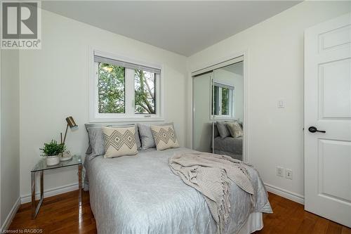 803 23Rd Street E, Owen Sound, ON - Indoor Photo Showing Bedroom