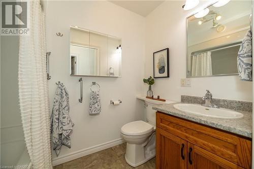803 23Rd Street E, Owen Sound, ON - Indoor Photo Showing Bathroom