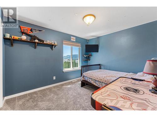 2570 Copper Ridge Way, West Kelowna, BC - Indoor Photo Showing Bedroom