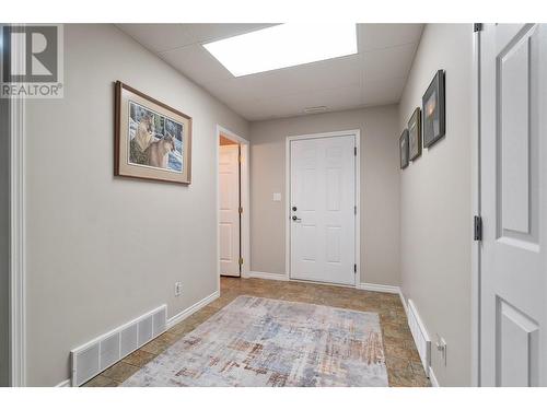 2631 Fairview Place, Blind Bay, BC - Indoor Photo Showing Other Room